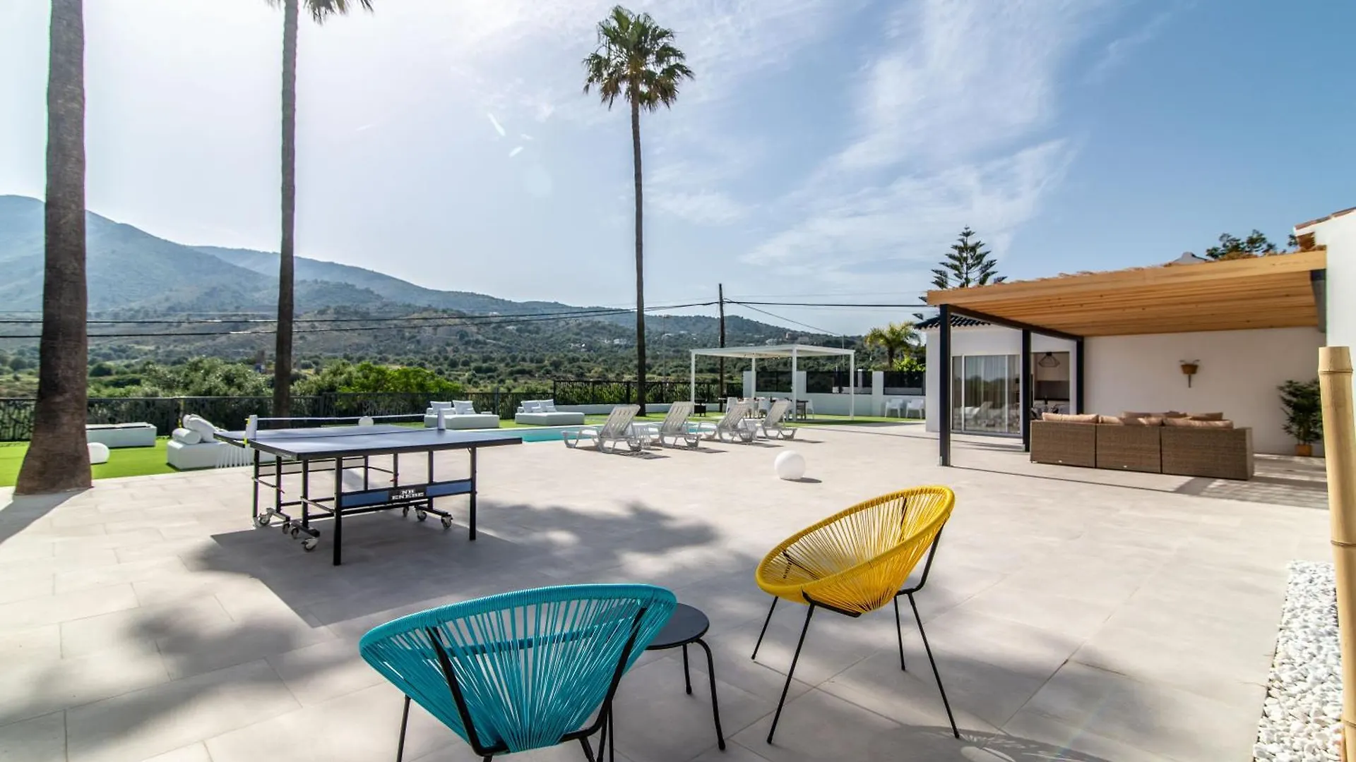 Palm Tree Villa 5 Bdr Pool & Bbq トレモリノス