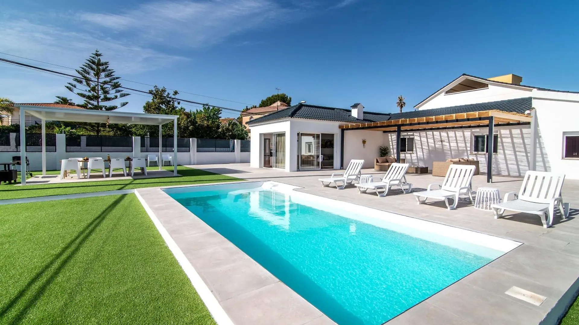 Palm Tree Villa 5 Bdr Pool & Bbq Torremolinos
