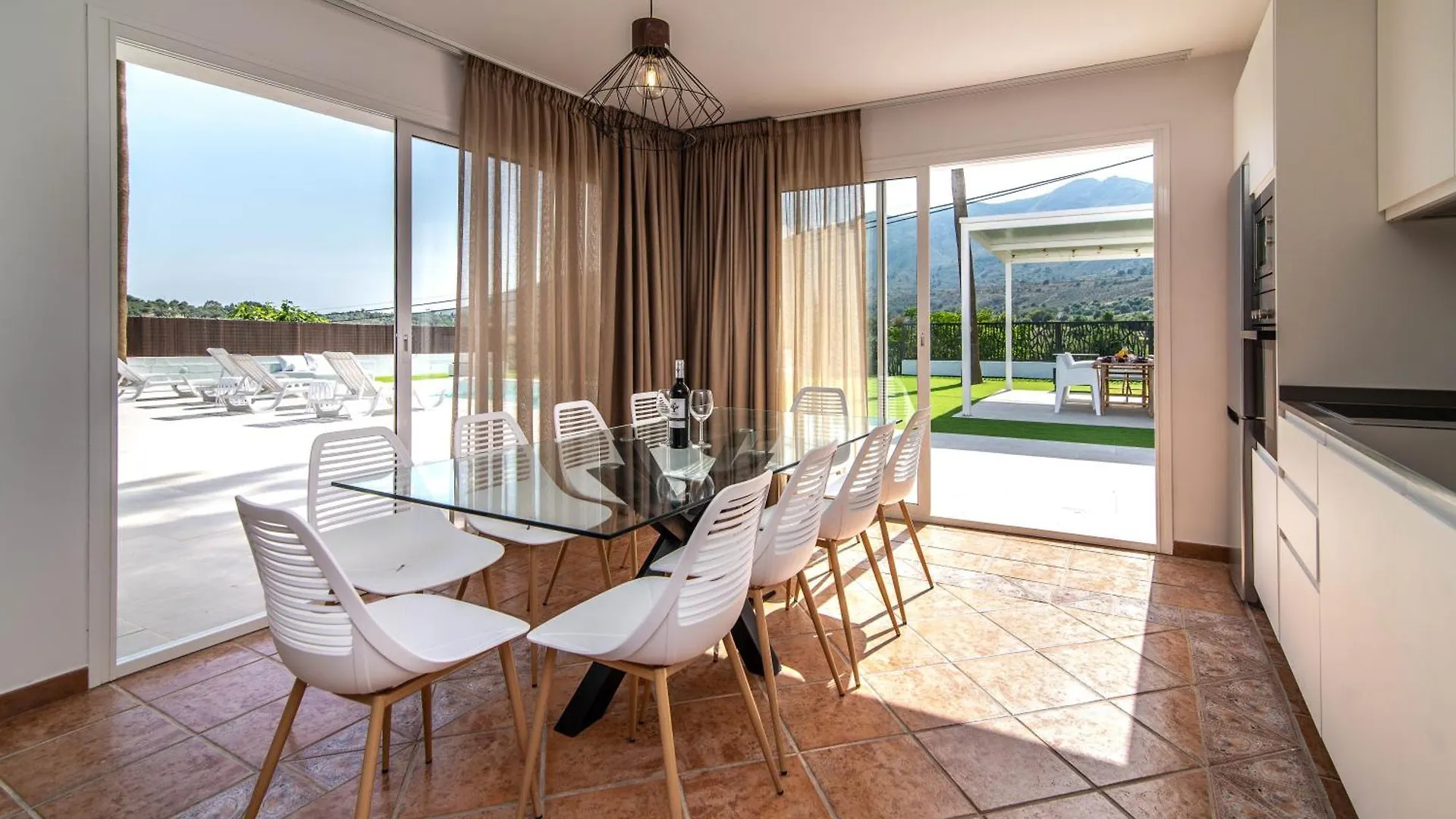 Palm Tree Villa 5 Bdr Pool & Bbq Torremolinos Spain