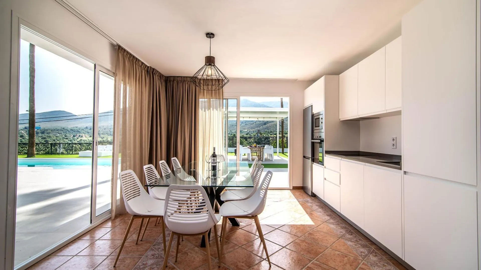 Palm Tree Villa 5 Bdr Pool & Bbq Torremolinos 0*,